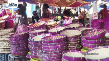 चौरचन नजिकिँदै जनकपुरमा बाँस र माटाका सामग्रीको व्यापार चहकिलो