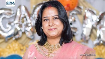 मन्त्रीलाई घुस दिन विचौलीया बनेकी नाउपा अध्यक्ष रञ्जिता श्रेष्ठ पार्टीको कामबाट अलग