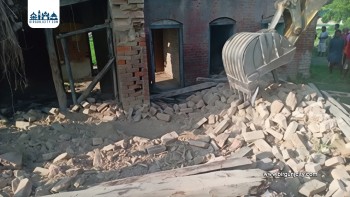 सर्लाहीमा पुरानो घर भत्किँदा ६ वर्षीय बालकको मृत्यु