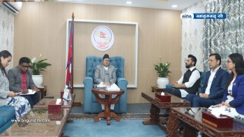 सांसद पद निलम्बन फुकुवा गर्न सभामुखसामु रवि लामिछानेको माग